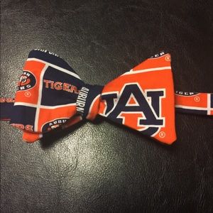 Collegiate Bowtie!